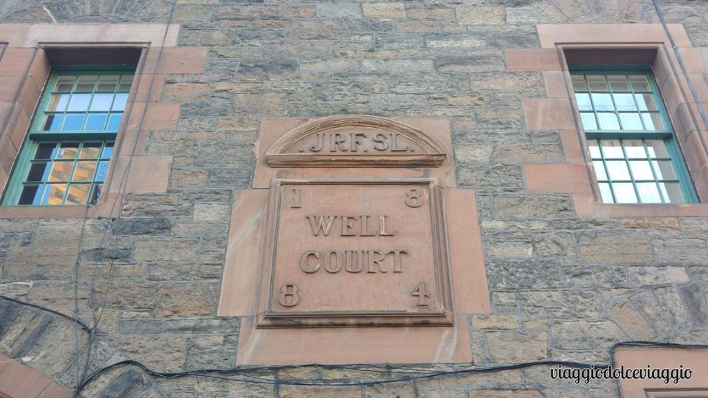 Well court, Dean Village, Edimburgo